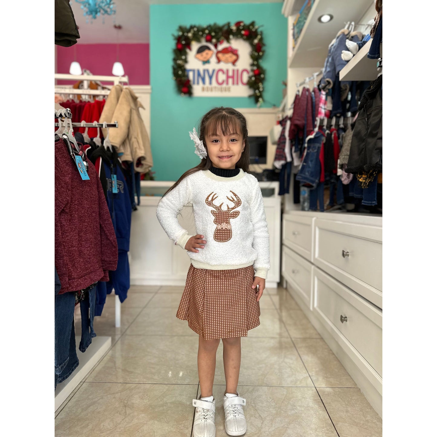 Conjunto Sueter Reno y Falda Para Niña