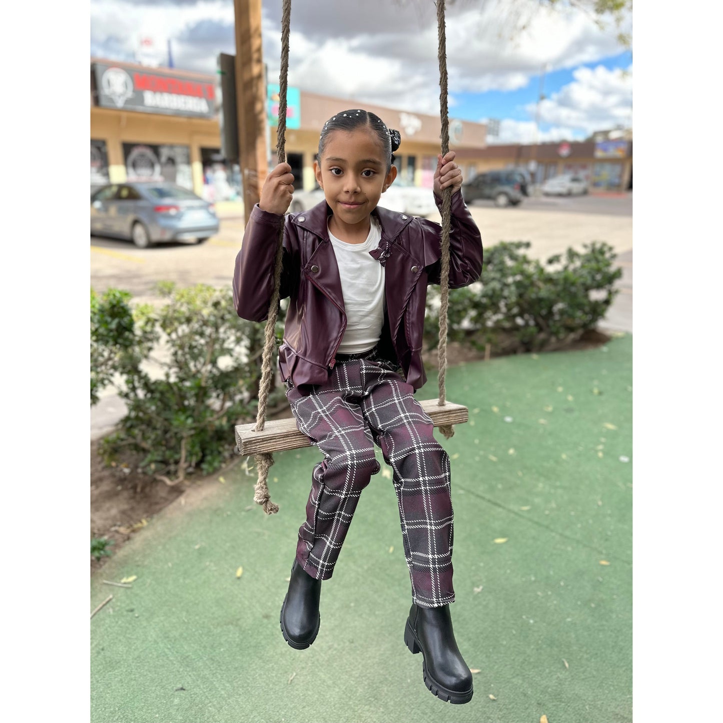 Conjunto Chamarra Vinil y Pantalón De Cuadros Para Niña